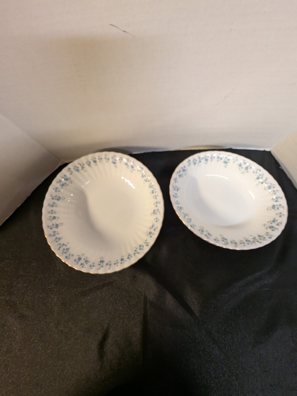 Royal Albert Memory Lane oval & round serving bowls china dishes lot set of 2